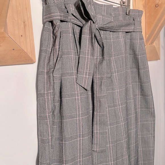 Le Château pants NWOT - Picture 3 of 11